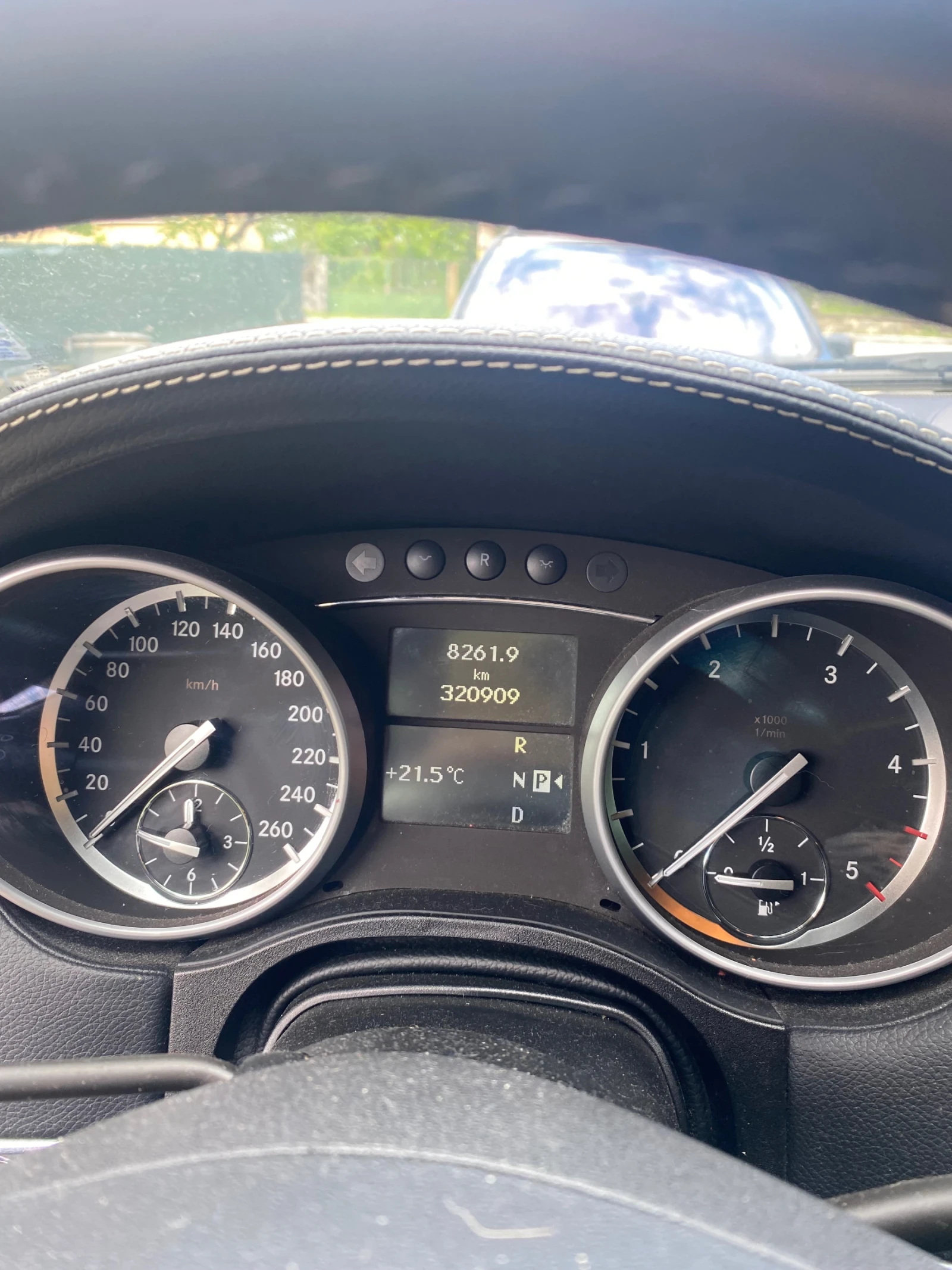 Mercedes-Benz ML 350  - изображение 4
