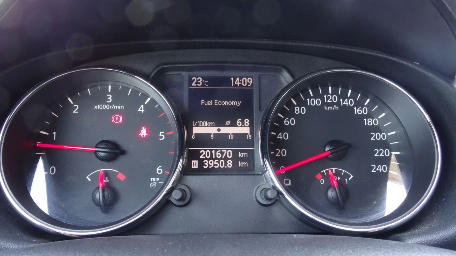 Nissan Qashqai 2.0 DCI 150.. | Mobile.bg   13