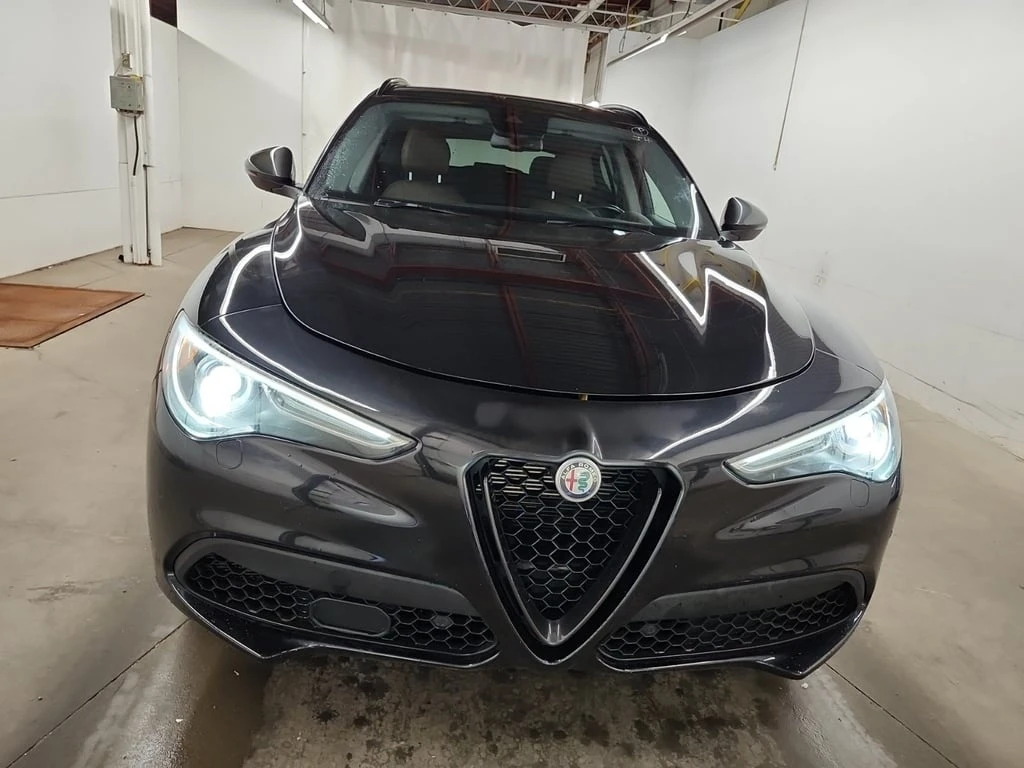 Alfa Romeo Stelvio * TI * CARFAX * ЦЕНА ДО БЪЛГАРИЯ - изображение 6