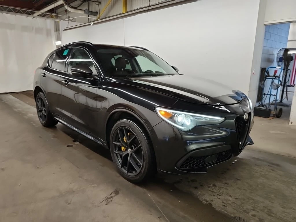 Alfa Romeo Stelvio * TI * CARFAX * ЦЕНА ДО БЪЛГАРИЯ - изображение 2