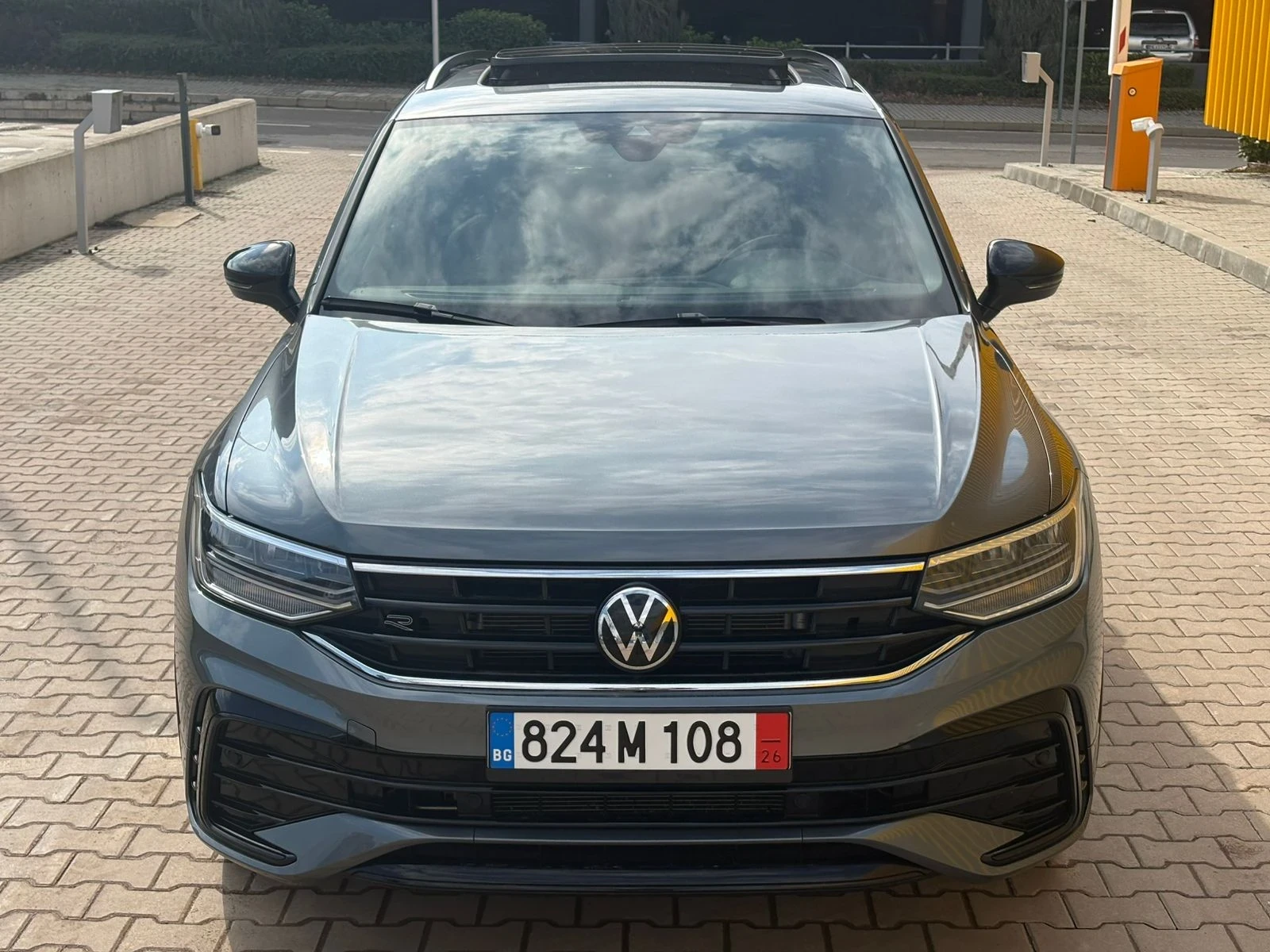VW Tiguan 2024/2.0/184hp R-LINE - изображение 2