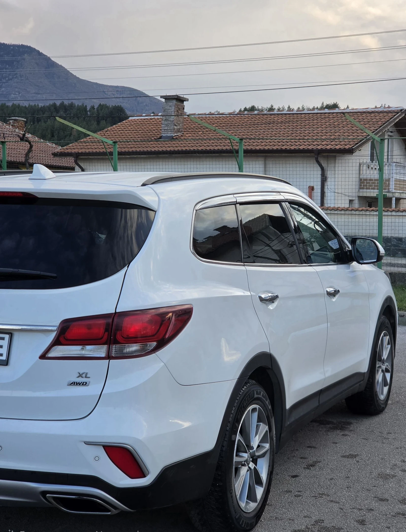 Hyundai Santa fe XL FACELIFT KEYLESS, снимка 5 - Автомобили и джипове - 54141463