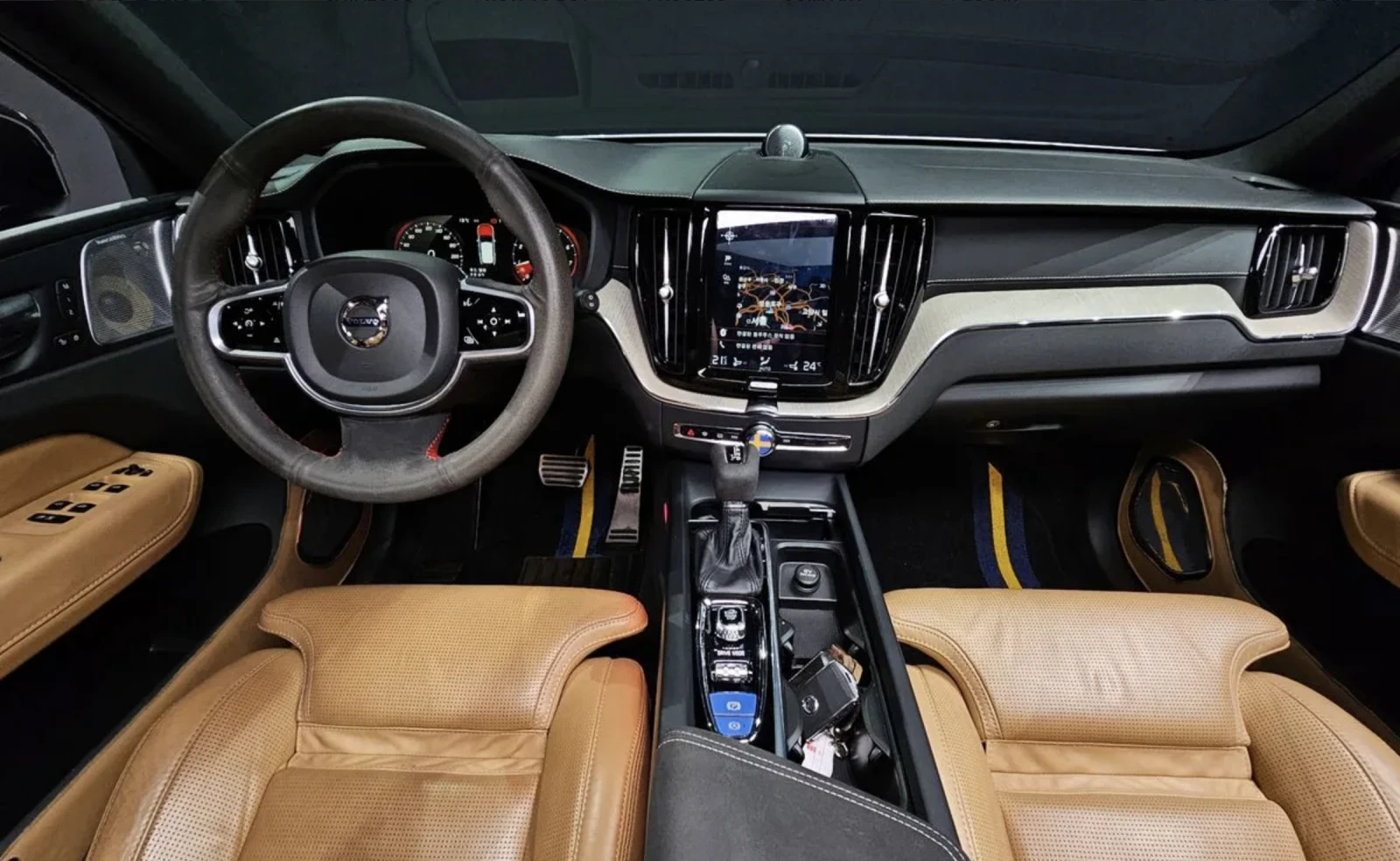 Volvo XC60 R design/Bowers & Wilkins/360 КАМЕРИ/FULL, снимка 7 - Автомобили и джипове - 54332372