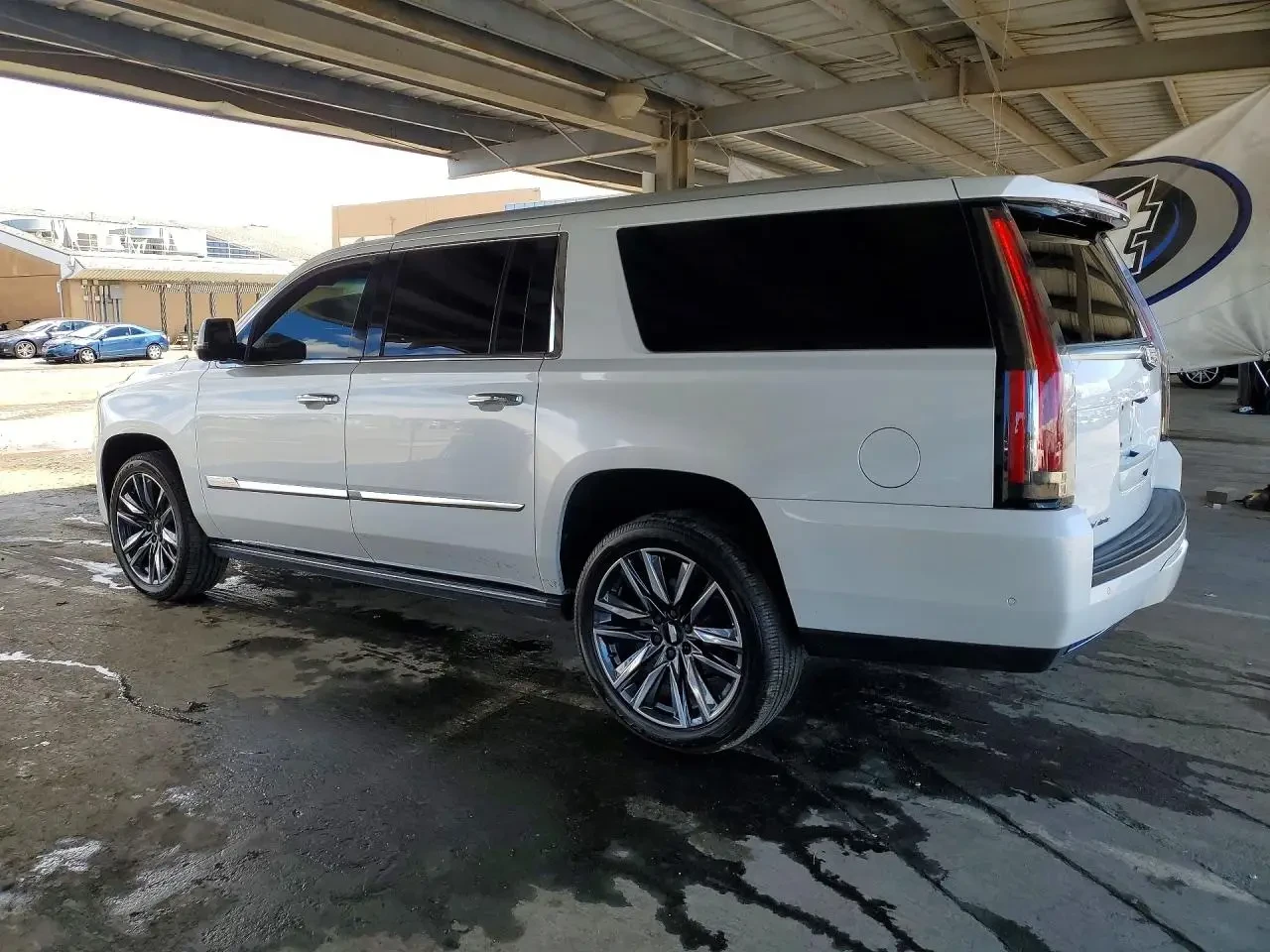 Cadillac Escalade ESV PLATINUM, снимка 4 - Автомобили и джипове - 54630993