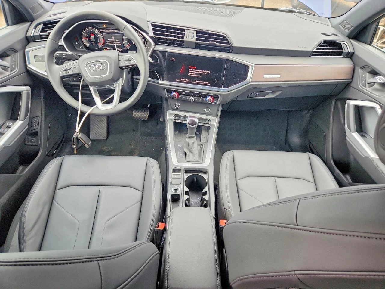 Audi Q3 2.0l Premium Plus S Line 45, снимка 8 - Автомобили и джипове - 55094164