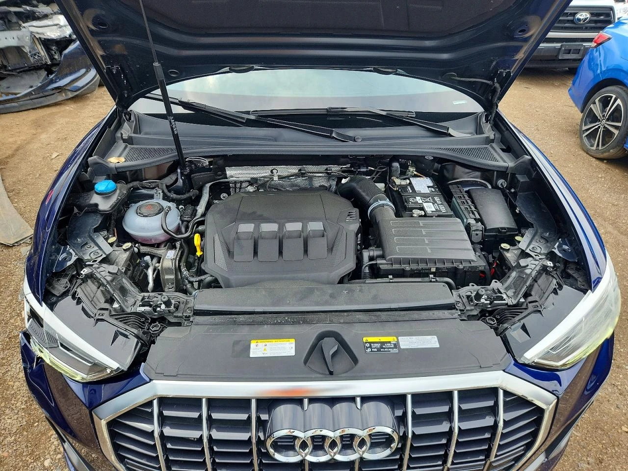 Audi Q3 2.0l Premium Plus S Line 45, снимка 11 - Автомобили и джипове - 55094164