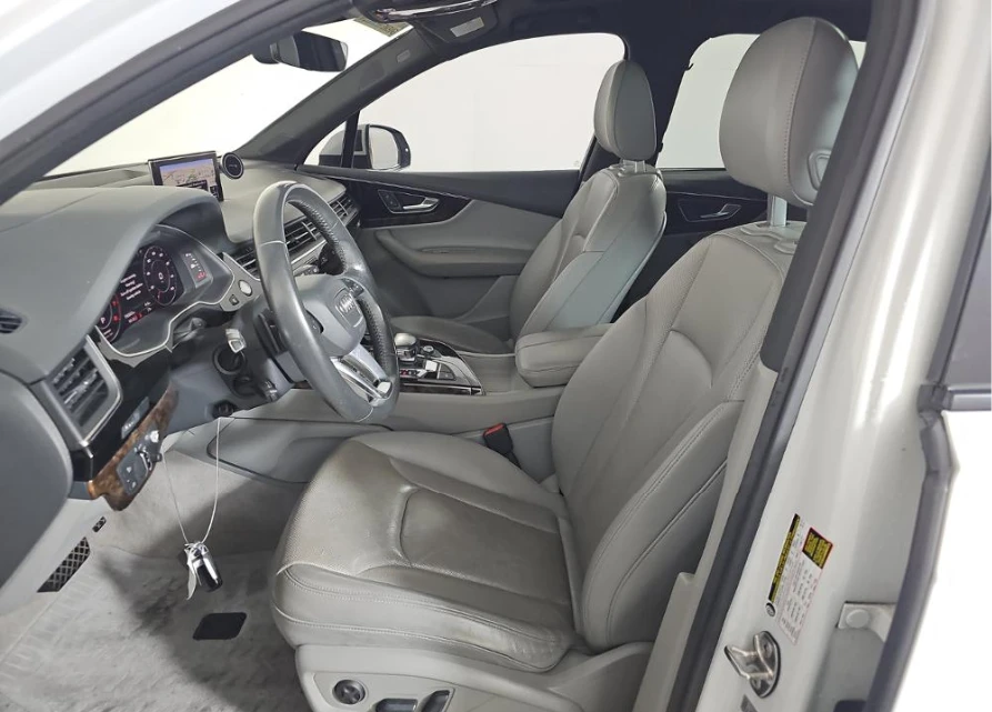 Audi Q7 PRESTIGE 3.0TFSI, снимка 7 - Автомобили и джипове - 55133939