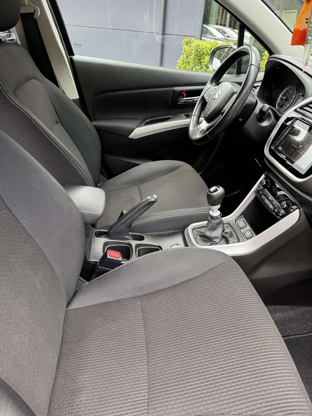 Suzuki SX4 S-Cross, снимка 12 - Автомобили и джипове - 55217396