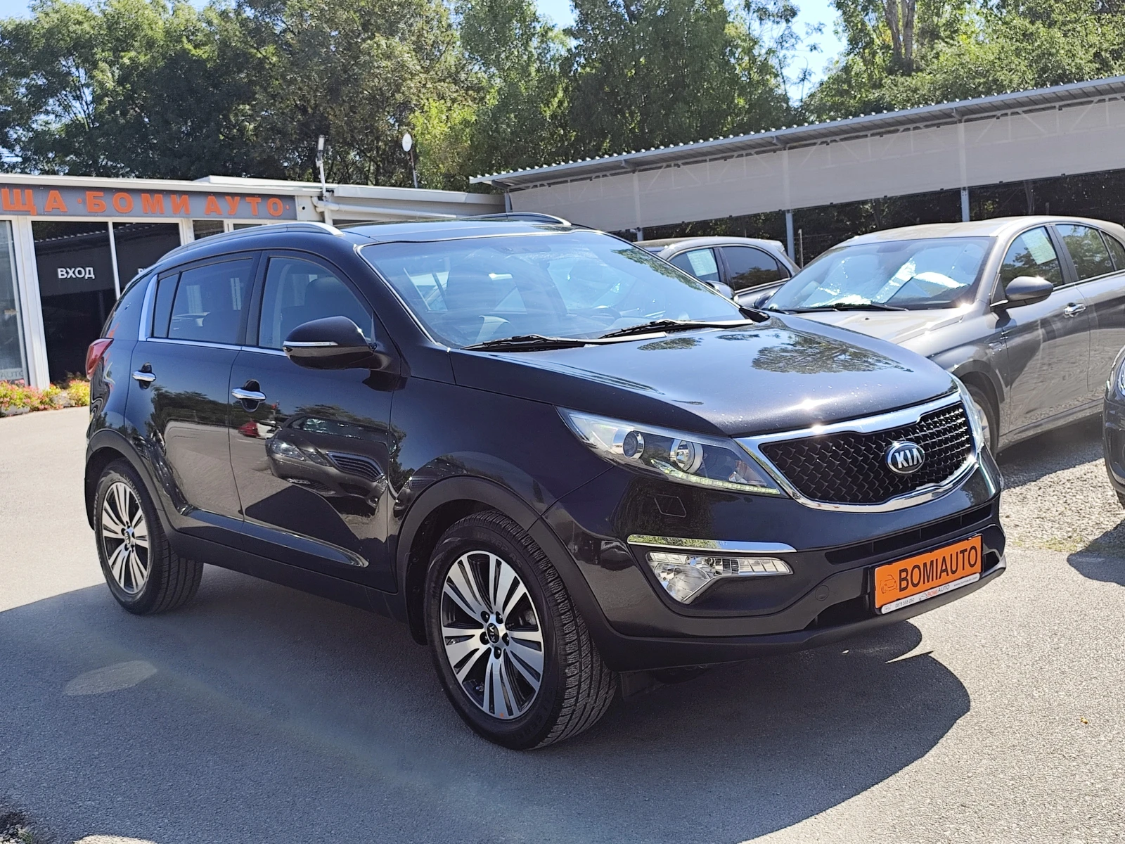 Kia Sportage 1.7CRDi* EURO6B* LED* NAVI* CAMERA* ПАНОРАМА* , снимка 3 - Автомобили и джипове - 55735513