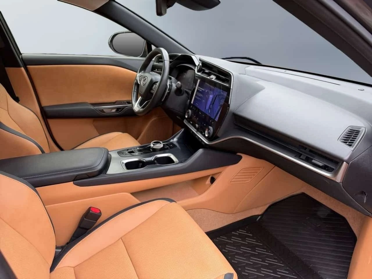 Lexus RZ 450e AWD * NO ACCIDENTS / COOLED SEATS /  | Mobile.bg � ����������� 14
