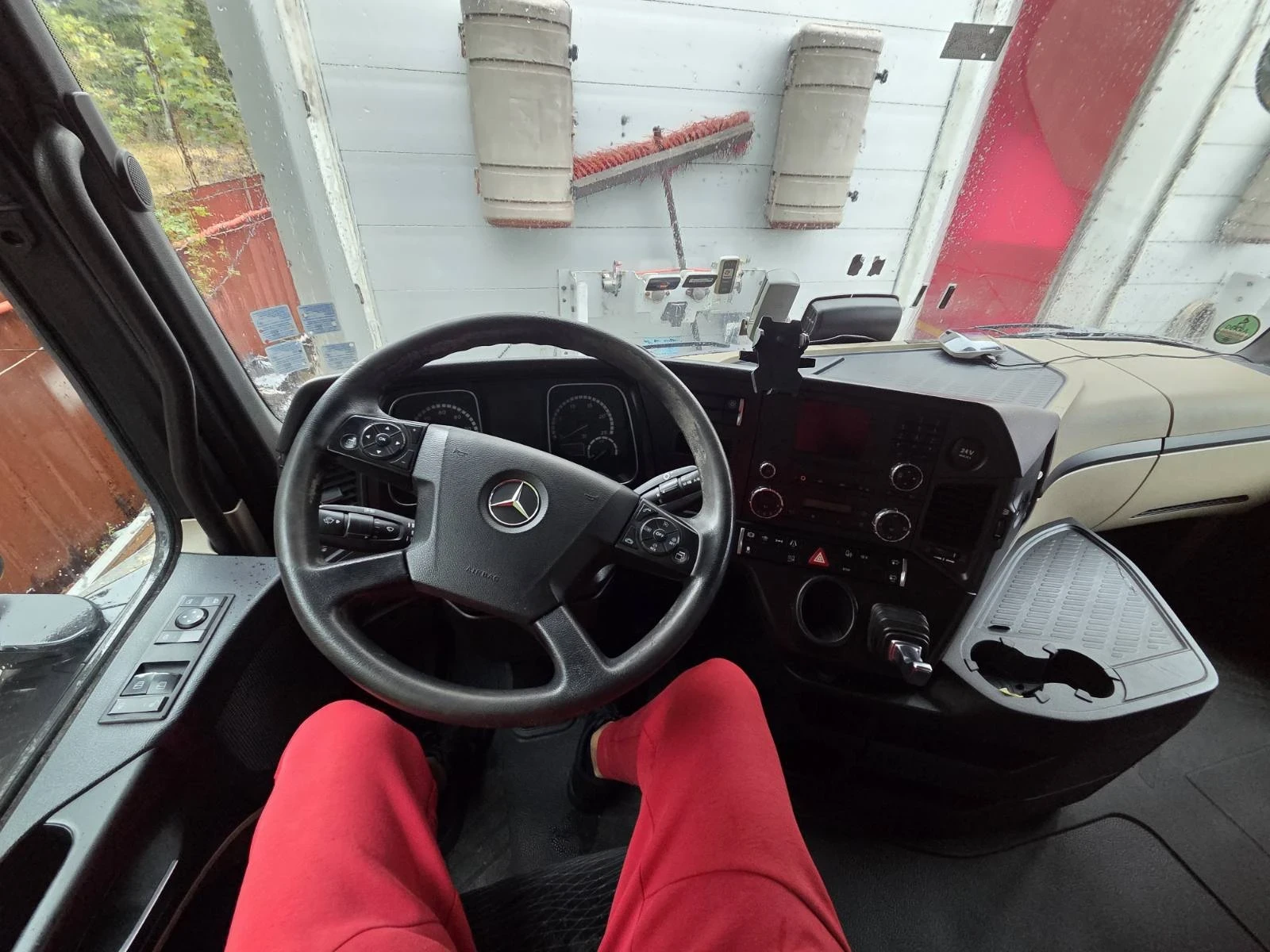 Mercedes-Benz Actros 1843 - изображение 5