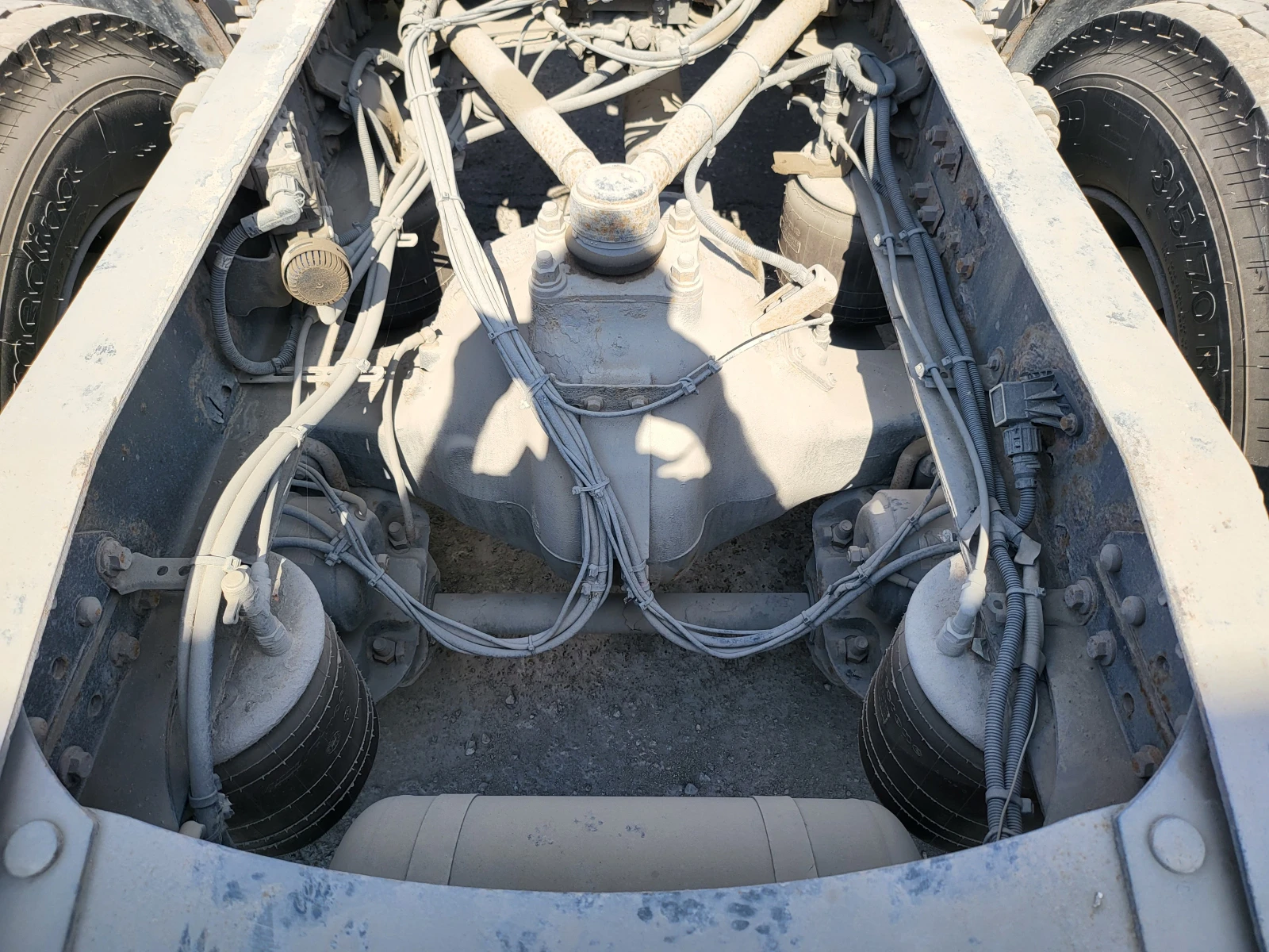 Volvo Fh, снимка 8 - Камиони - 56624341