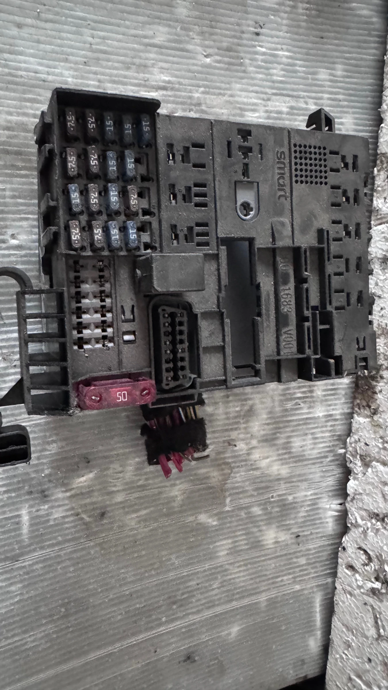 ��������� ����� (������� ����� BSI / BSM ) �� Smart Fortwo - 0001683V001 | Mobile.bg � ����������� 1