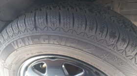 Гуми Зимни 205/70R15, снимка 6