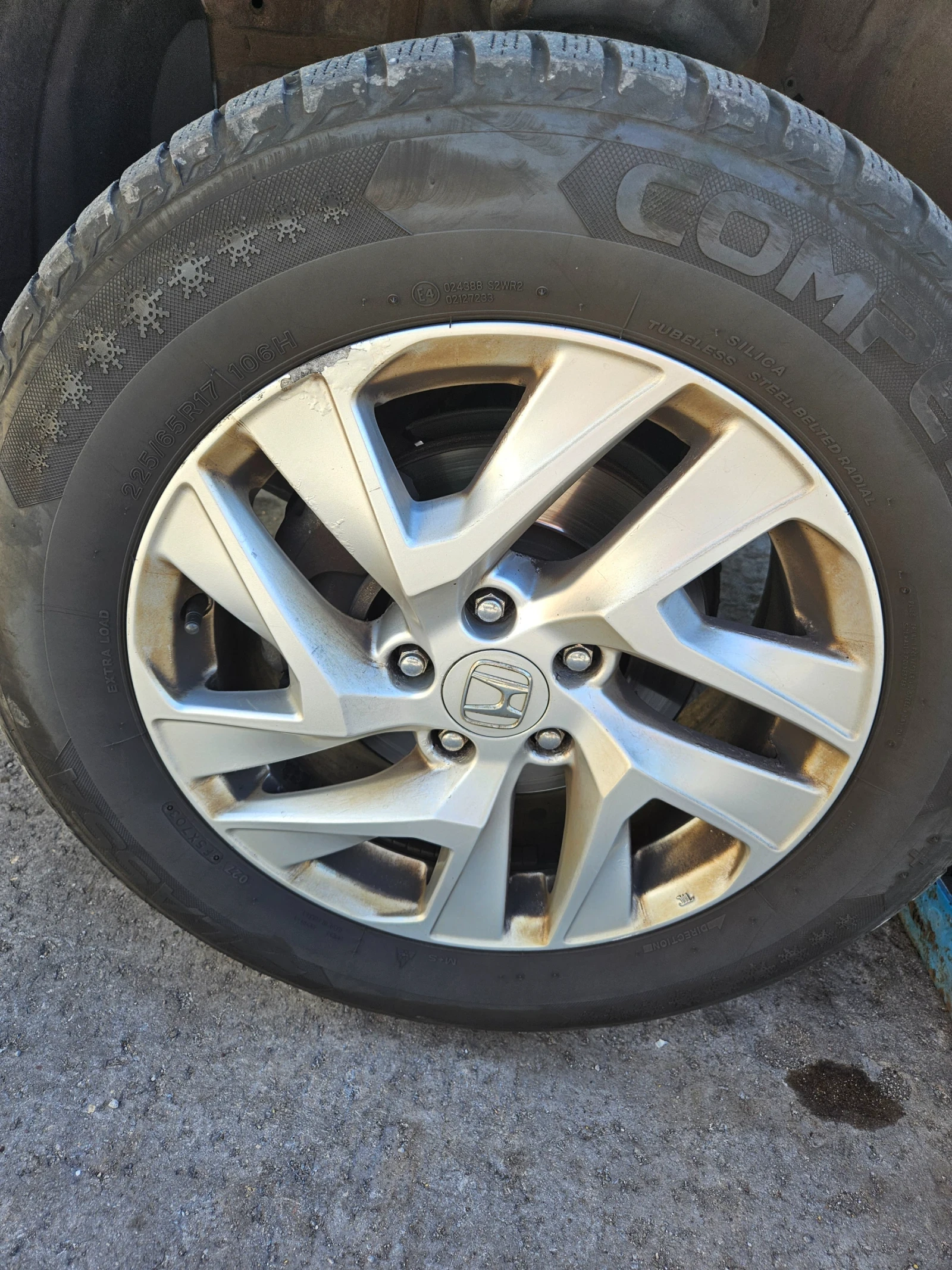 Гуми с джанти 225/65R17, снимка 3 - Гуми и джанти - 56421966