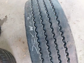 Гуми Зимни 235/75R17.5, снимка 1 - Гуми и джанти - 44062747