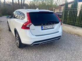 Volvo V60 Cross Country 2.4 D4 4x4 190kc, снимка 3
