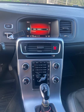 Volvo V60 Cross Country 2.4 D4 4x4 190kc, снимка 10