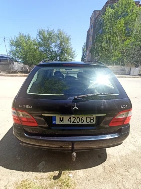 Mercedes-Benz E 320, снимка 14