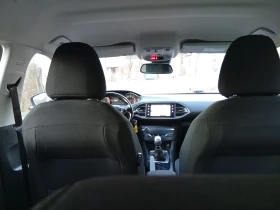 Peugeot 308 1.6 BLUE HDI 120 KS NAVI, снимка 14