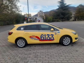 Opel Astra Sports tourer, снимка 3