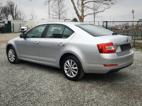 Skoda Octavia 1.6TDI * У Н И К А Т* , снимка 6