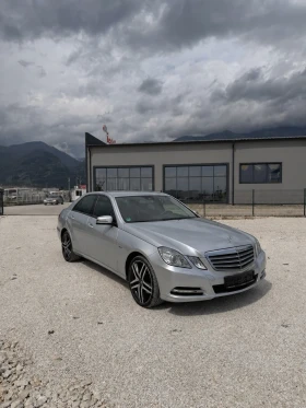 ������ Mercedes-Benz E 350