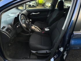 Toyota Auris -2.0D4D-126кс-6 скорости-КЛИМАТРОНИК-ОТЛИЧНА !!! - 3200 € / 6258.66 лв. - 35766259 9