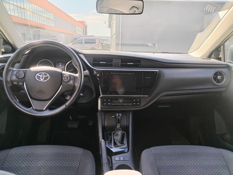 Toyota Corolla FACELIFT , снимка 13 - Автомобили и джипове - 45073642