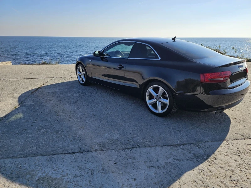 Audi A5 2.0 TDI, снимка 2 - Автомобили и джипове - 48800054