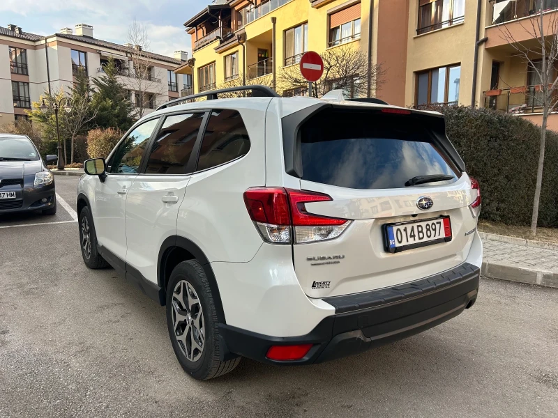 Subaru Forester 4x4 41000 KM Keyless/Carplay/Distronic , снимка 6 - Автомобили и джипове - 49231194