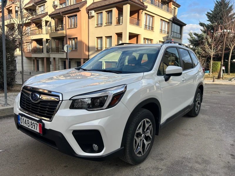 Subaru Forester 4x4 41000 KM Keyless/Carplay/Distronic , снимка 1 - Автомобили и джипове - 49231194