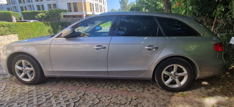 Audi A4 Kombi, снимка 5 - Автомобили и джипове - 49159415