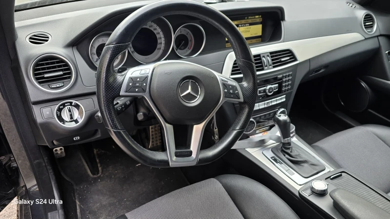 Mercedes-Benz C 300 237к km facelift 7g tronic+ 4matic amg distronic+ , снимка 9 - Автомобили и джипове - 52450113