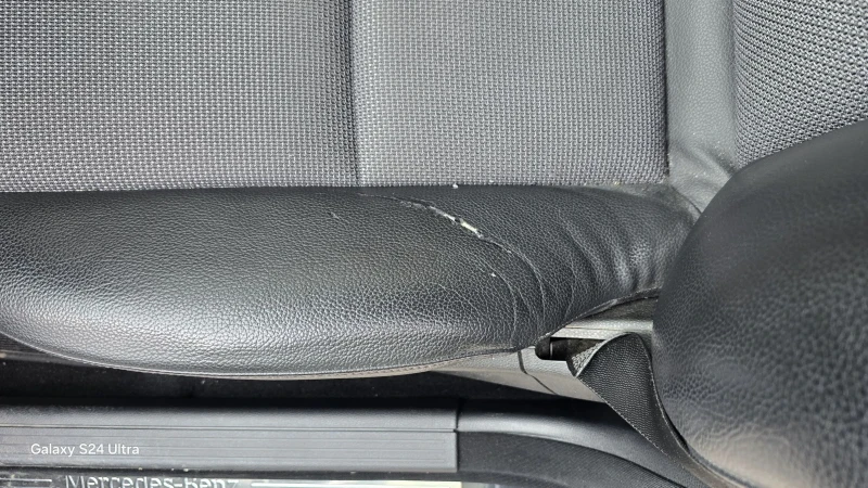 Mercedes-Benz C 300 237к km facelift 7g tronic+ 4matic amg distronic+ , снимка 12 - Автомобили и джипове - 52450113