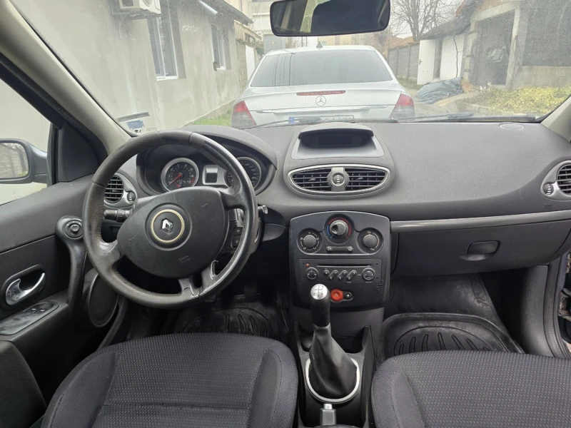 Renault Clio, снимка 7 - Автомобили и джипове - 53235318