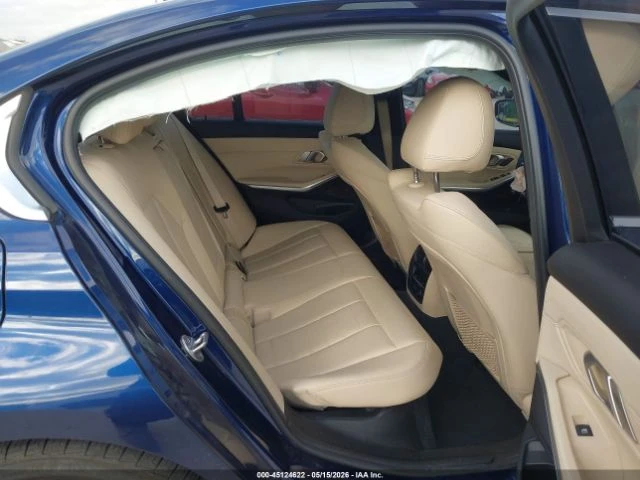 BMW 330 I АВТОКРЕДИТ СЕРВИЗНА ИСТОРИЯ КЛИП НА ДВИГАТЕЛ, снимка 12 - Автомобили и джипове - 55492488