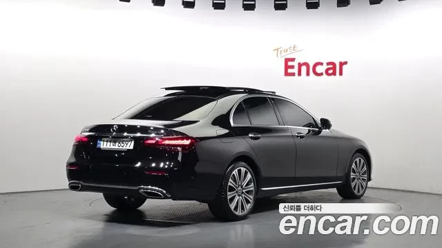 Mercedes-Benz E 450 E450 4MATIC Exclusive, ЦЕНА до БГ, АВТОКРЕДИТ, снимка 2 - Автомобили и джипове - 56023523