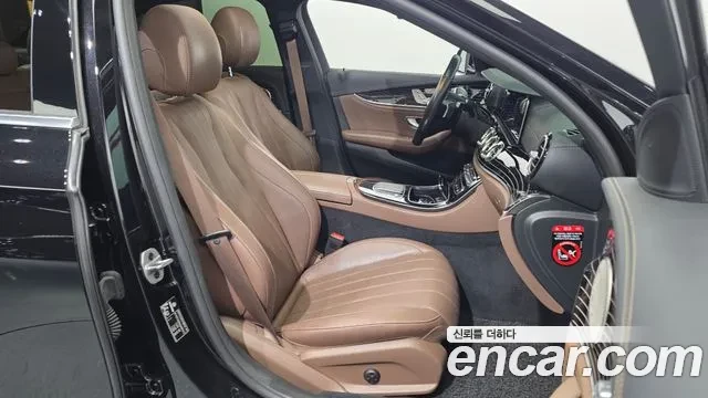 Mercedes-Benz E 450 E450 4MATIC Exclusive, ЦЕНА до БГ, АВТОКРЕДИТ, снимка 12 - Автомобили и джипове - 56023523