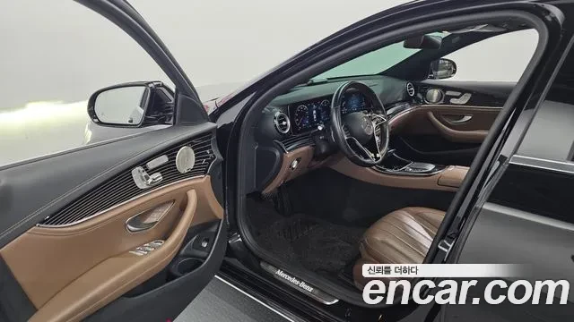 Mercedes-Benz E 450 E450 4MATIC Exclusive, ЦЕНА до БГ, АВТОКРЕДИТ, снимка 10 - Автомобили и джипове - 56023523