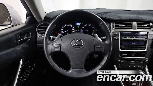 Lexus IS 250, снимка 13 - Автомобили и джипове - 56082243