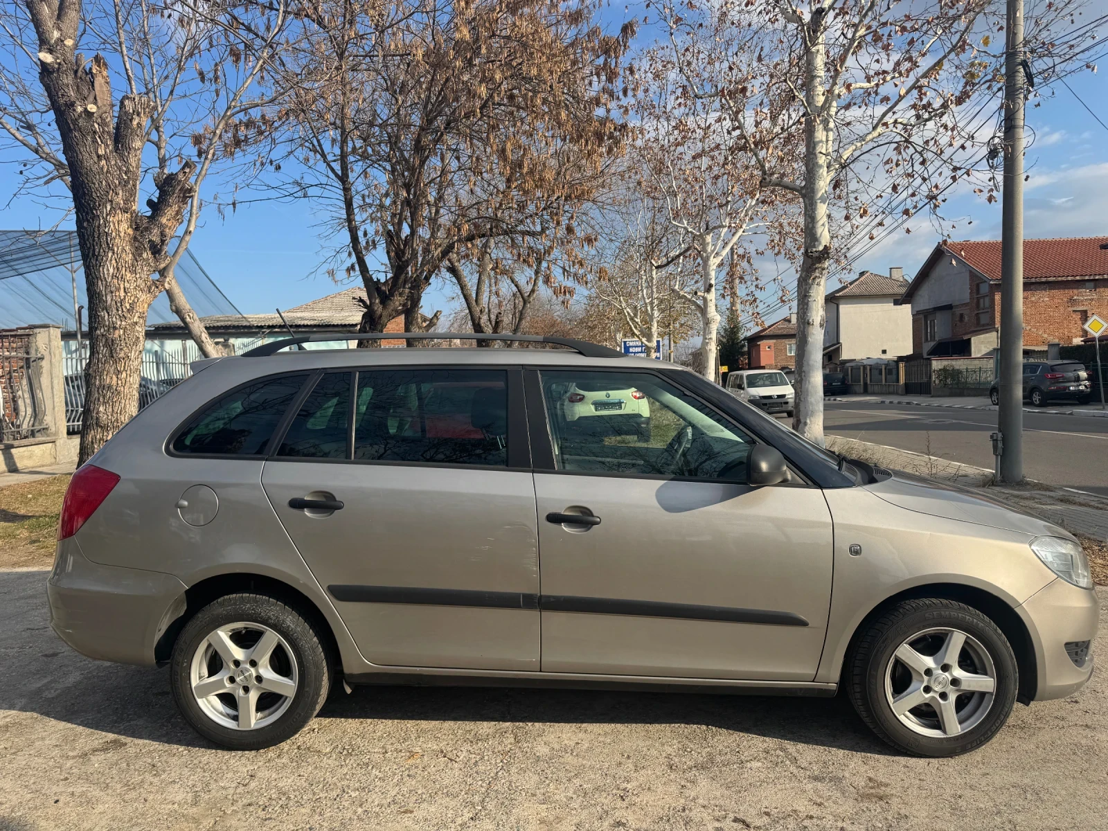 Skoda Fabia 1.2 BENZIN AUSTRIA - изображение 4