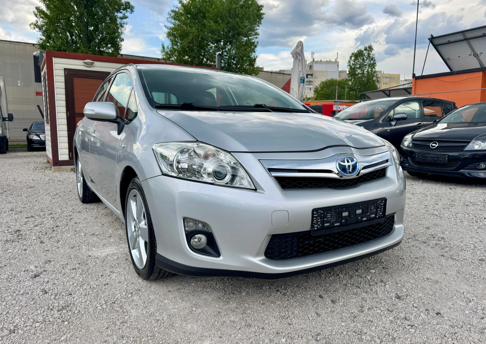 Toyota Auris 1.8 Hybrid             -ТОП СЪСТОЯНИЕ - - изображение 6