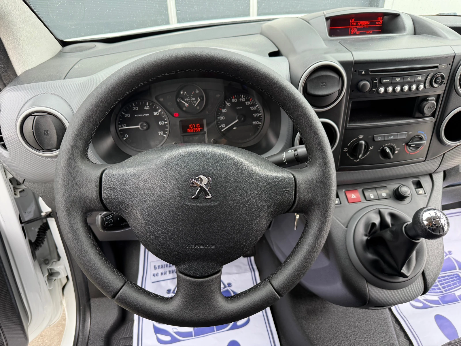 Peugeot Partner 1.6hdi MAXI - изображение 10