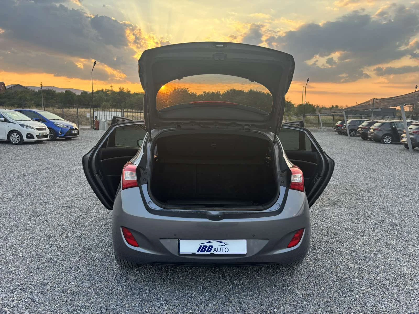 Hyundai I30 1.6, Нов Внос France - изображение 9