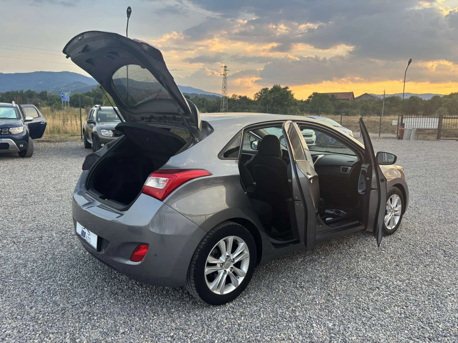 Hyundai I30 1.6, Нов Внос France - изображение 8