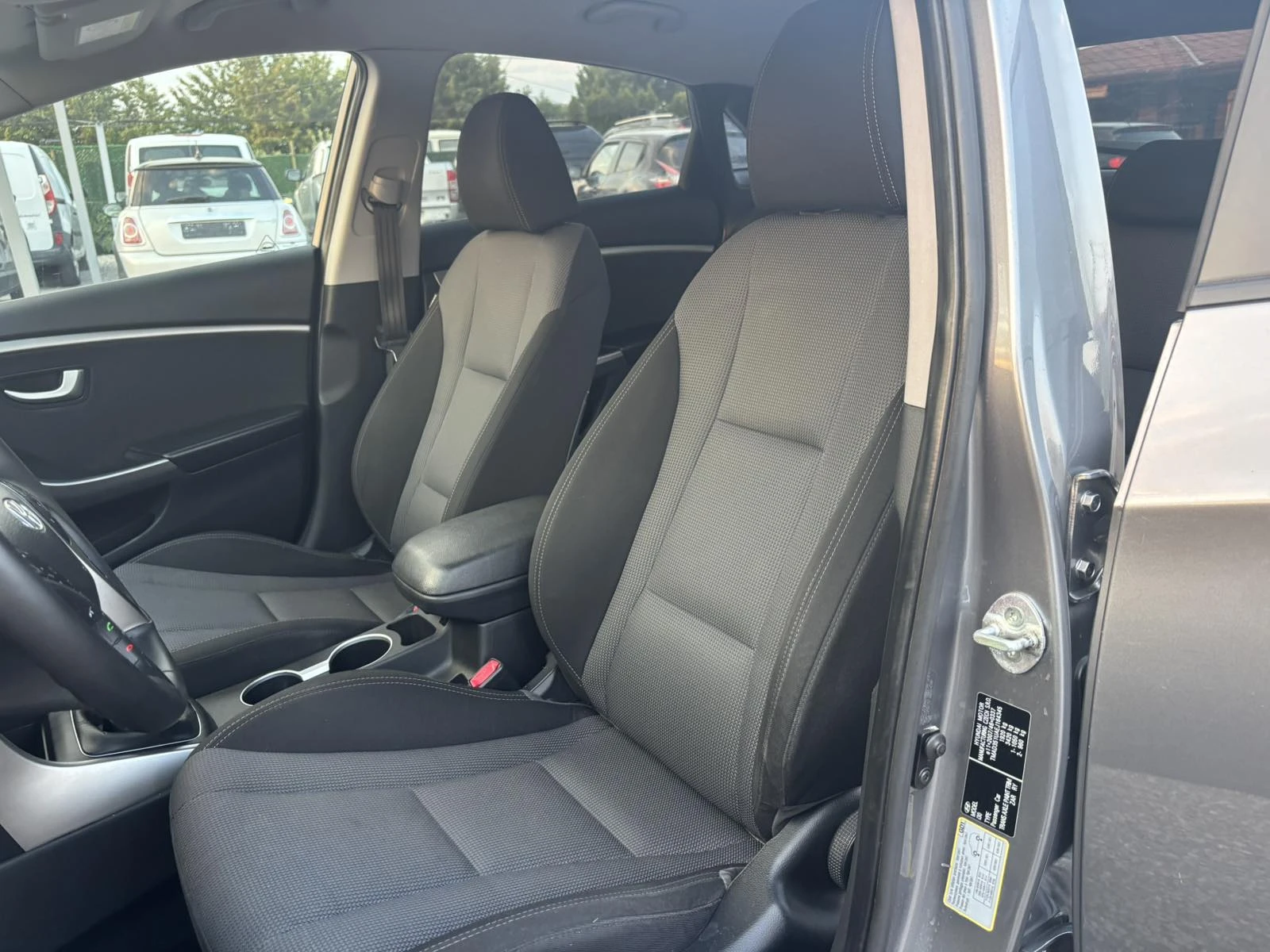 Hyundai I30 1.6, Нов Внос France - изображение 10