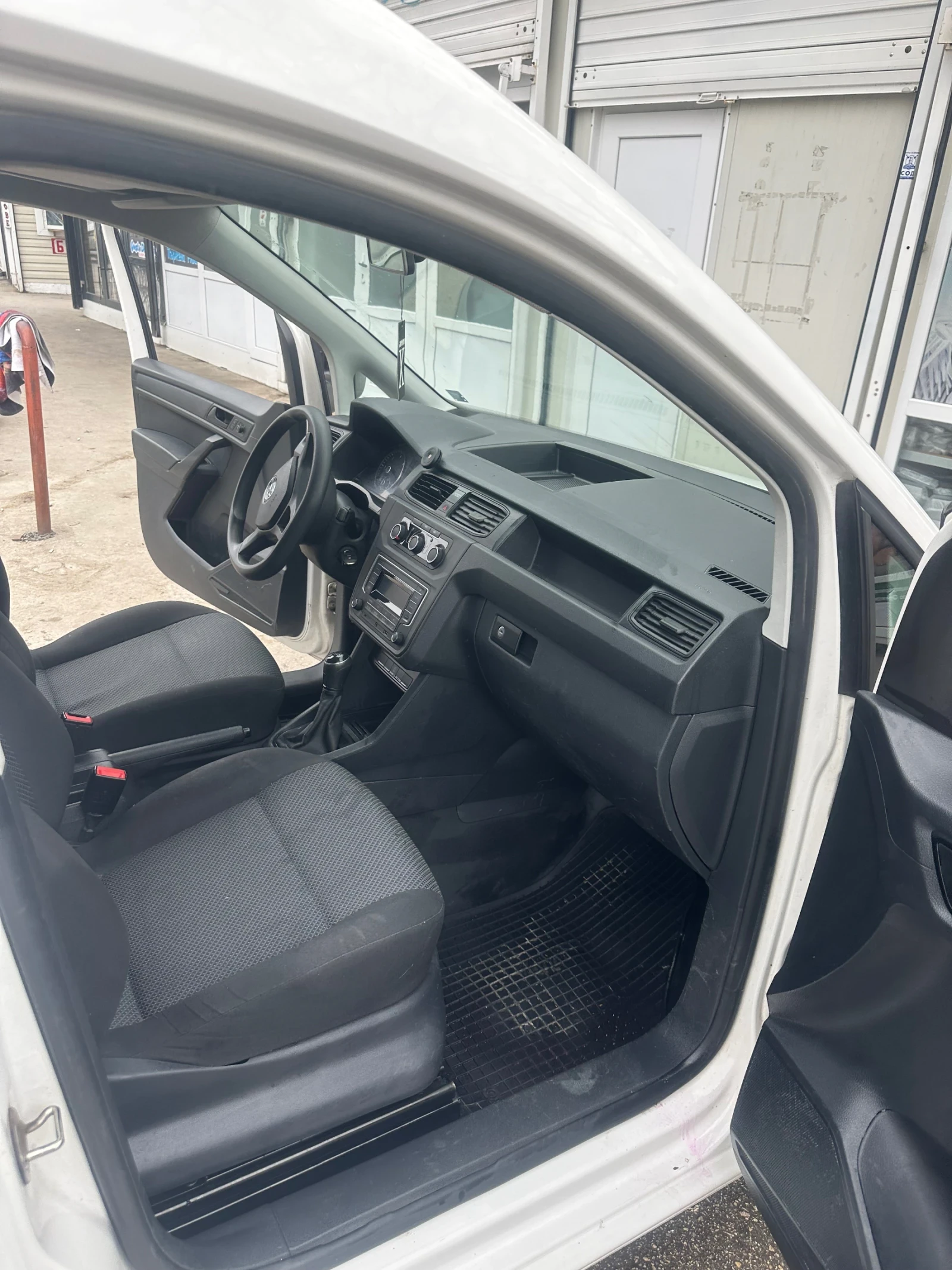 VW Caddy Промо | Mobile.bg — изображение 5