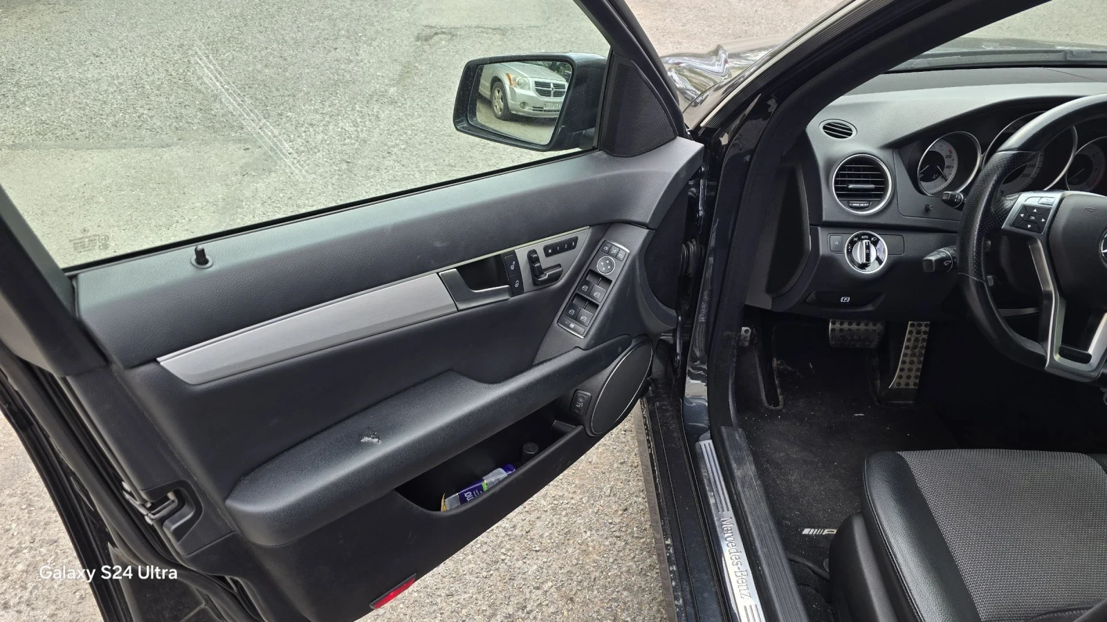 Mercedes-Benz C 300 237 km facelift 7g tronic+ 4matic amg distronic+  | Mobile.bg   10