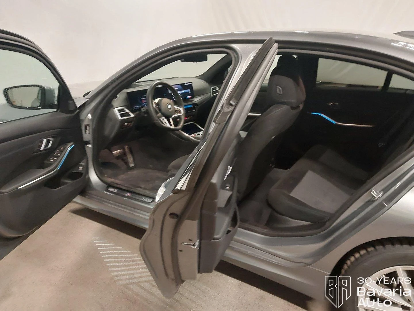 BMW 320 i M Sport Paket Sportautomatic - изображение 5